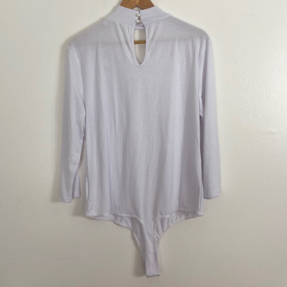New York and Company white bodysuit size XXL - Picture 3 of 5